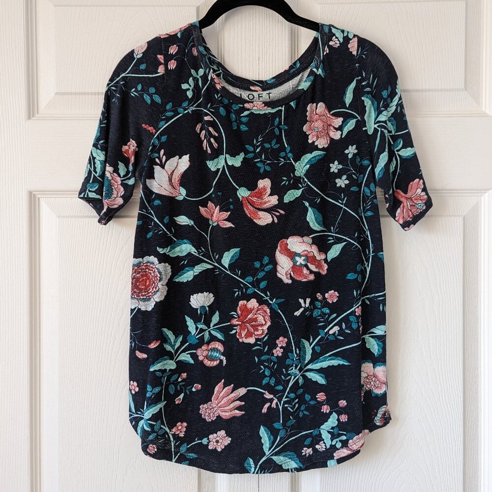 🌿🌸 LOFT Navy Floral 100% Cotton Knit Top | XS